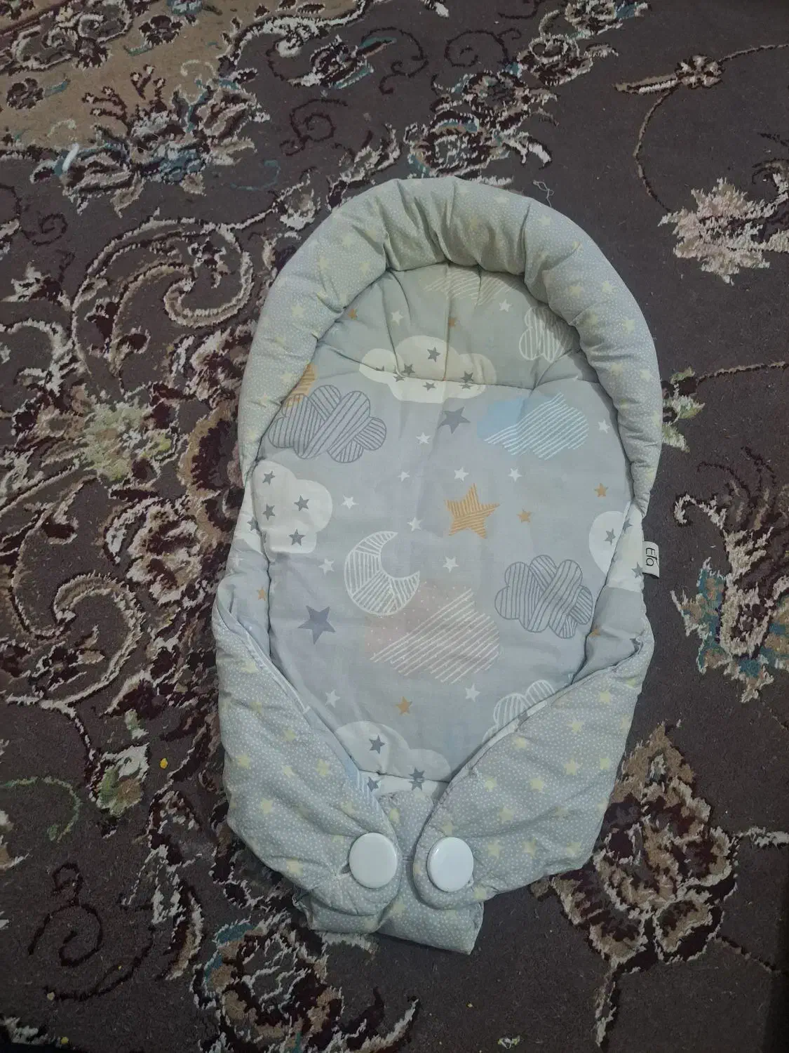 اغوشی نوزاد|کالسکه و لوازم جانبی|گلبهار, شهر جدید گلبهار|دیوار