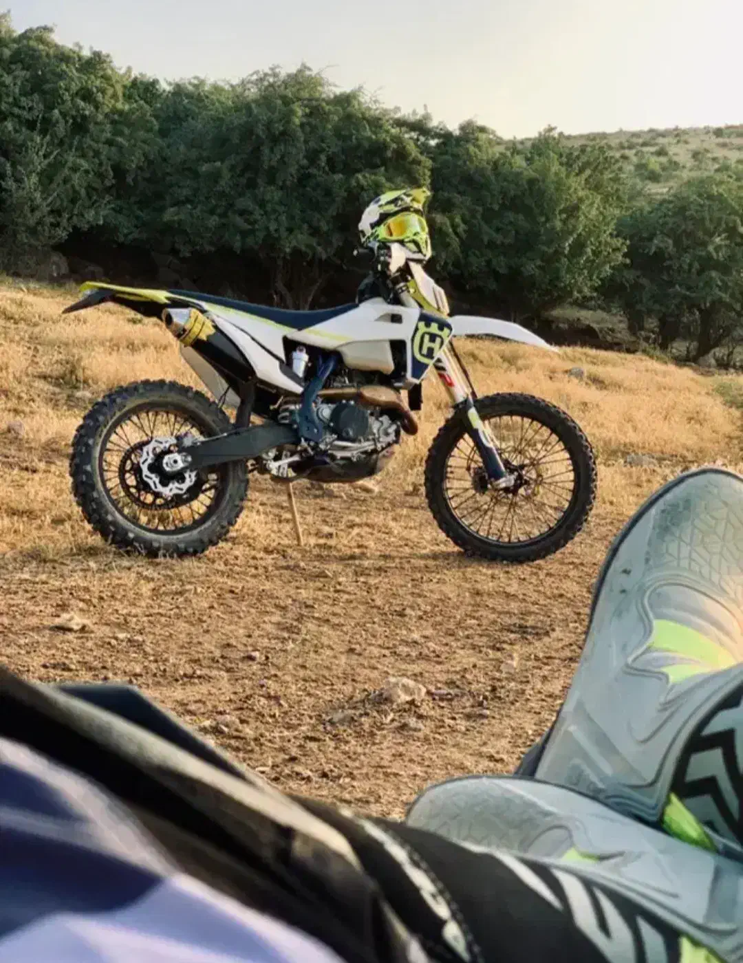 یک دستگاه موتور سیکلت طرح هاسکی مدل ۱۴۰۴|موتورسیکلت|آشخانه, |دیوار