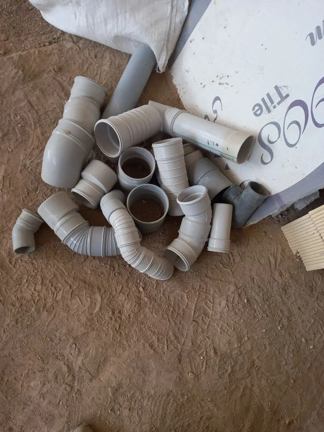 خدمات لوله کشی آب وفاضلاب وتاسیسات ساختمان.|خدمات پیشه و مهارت|شاهینشهر, فردوسی|دیوار