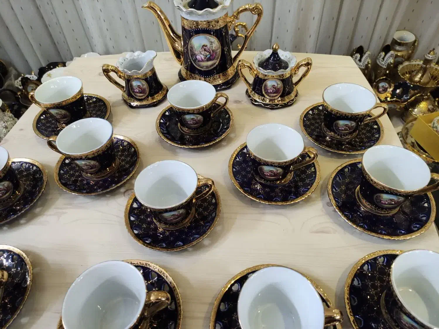 ظروف عتیقه قدیمی سورمه ای سرمه ای|کلکسیون اشیاء عتیقه|تهران, دانشگاه شریف|دیوار