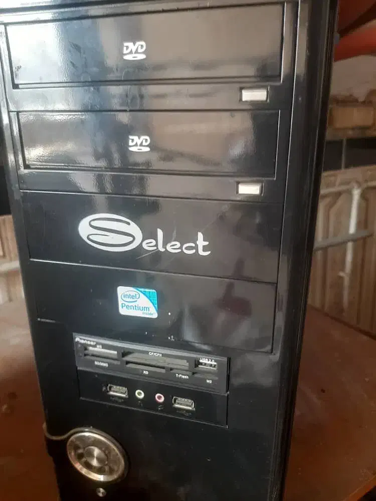 کامپیوتر LGباتمام تجهیزاتش۲۸م|رایانه رومیزی|سیلوانه, |دیوار