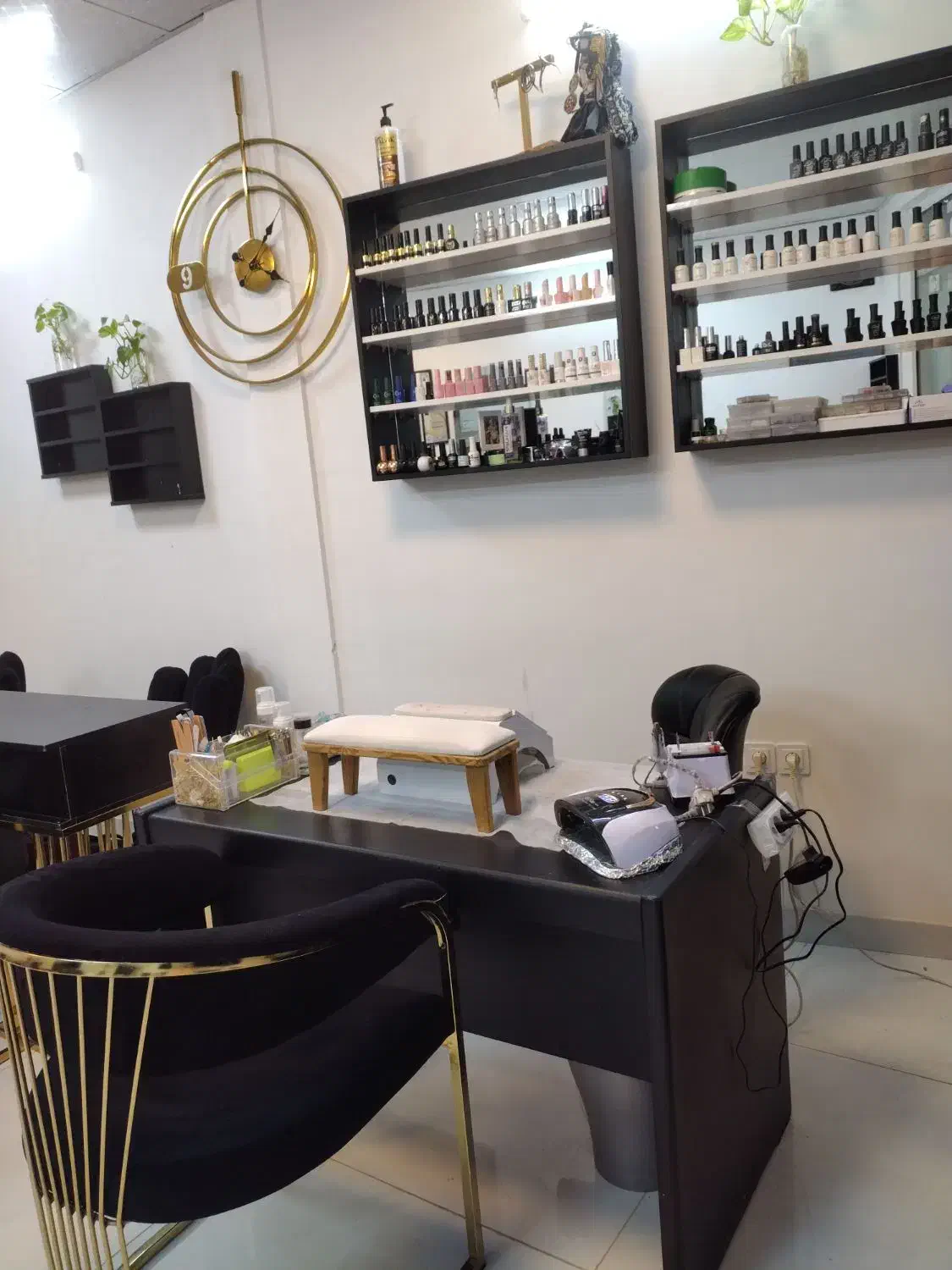 ۲ طبقه سالن زیبایی برای اجاره لاین|خدمات آرایشگری و زیبایی|نیشابور, دارایی|دیوار