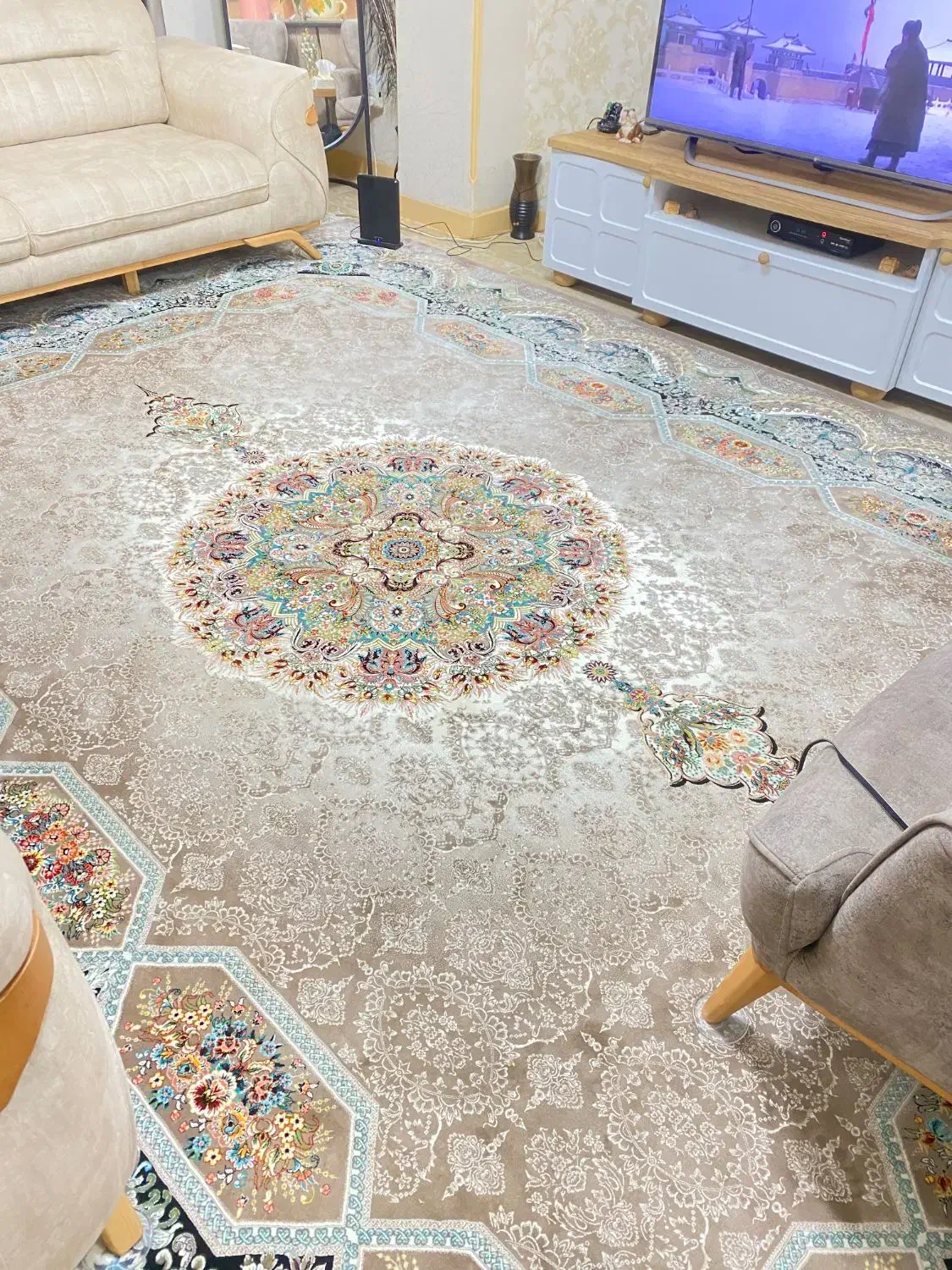 فرش ۱۲ متری خیلی قیمت خوب گذاشتم براتون|فرش|بندرعباس, |دیوار