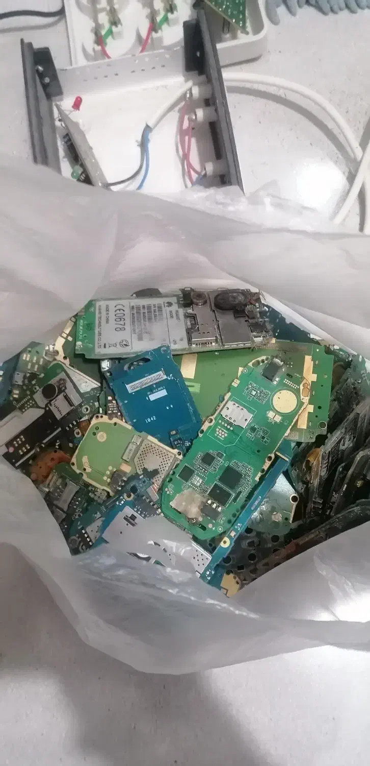 بردگوشیهای اصلی و برد دیجیتال|لوازم جانبی موبایل و تبلت|فراغی, |دیوار