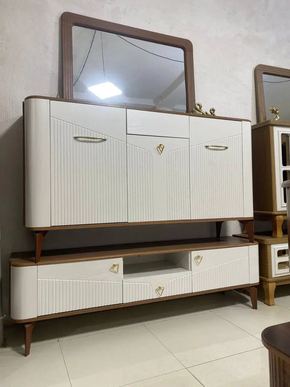 فروش|مبلمان خانگی و میز عسلی|هشتگرد, شهرک راه آهن|دیوار