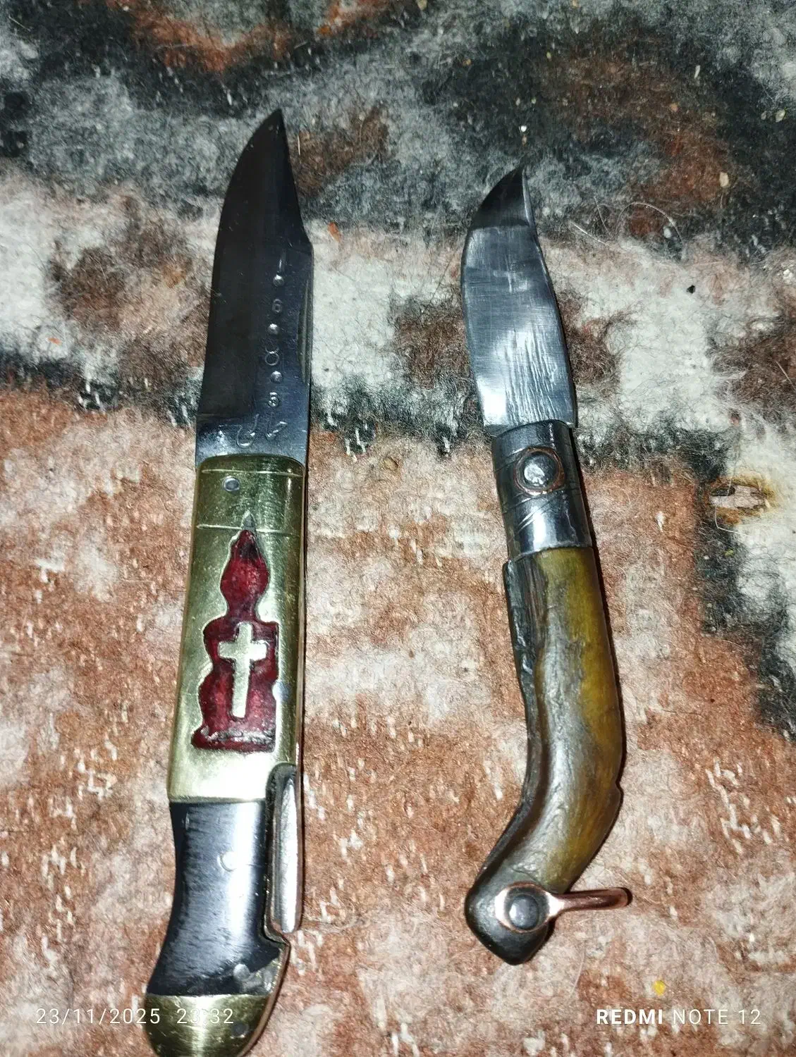 چاقوهای آنتیک|کلکسیون اشیاء عتیقه|تبریز, |دیوار