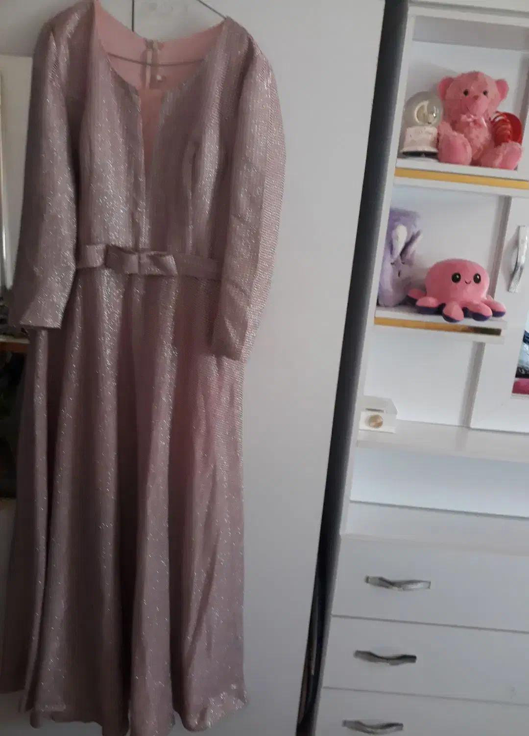 لباس مجلسی|لباس|دورود, |دیوار