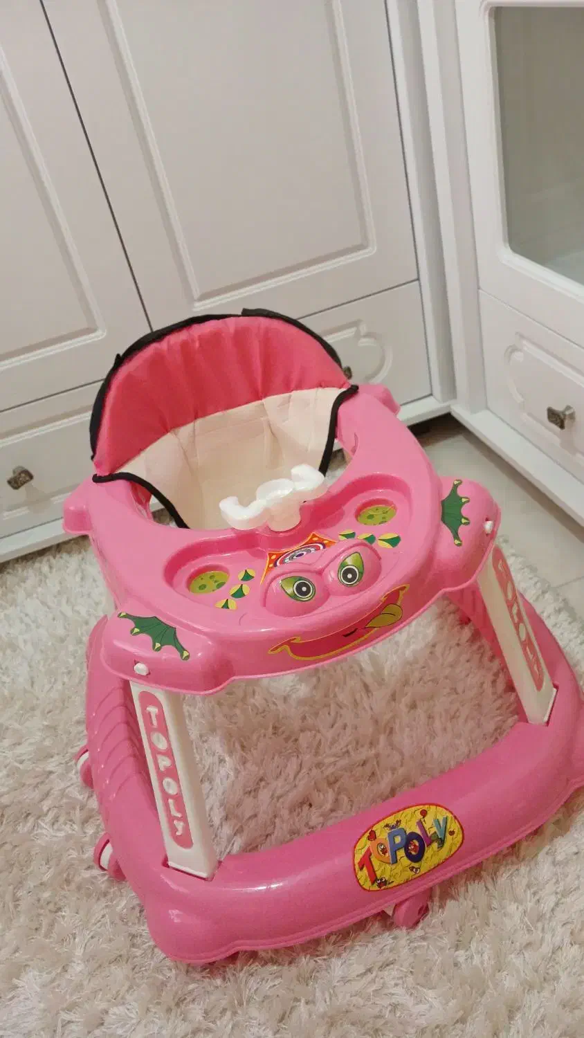 روروئک تازه دخترانه|کالسکه و لوازم جانبی|لاهیجان, کوی آزادگان|دیوار