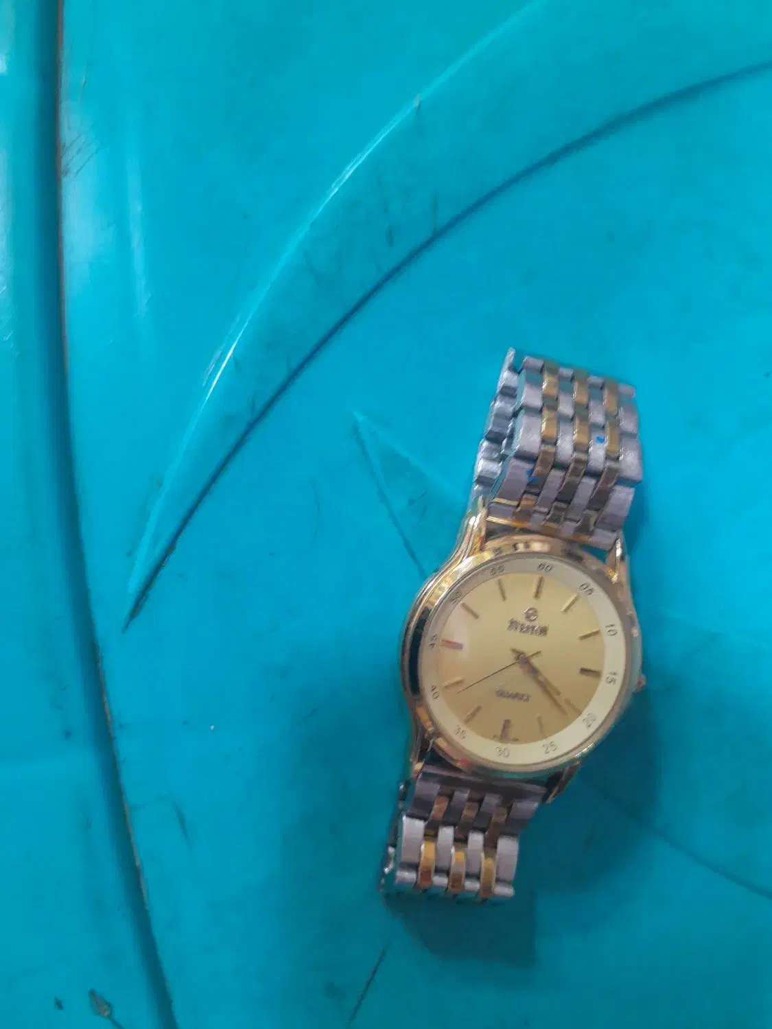 ساعت مچی|ساعت|شیراز, لب آب|دیوار