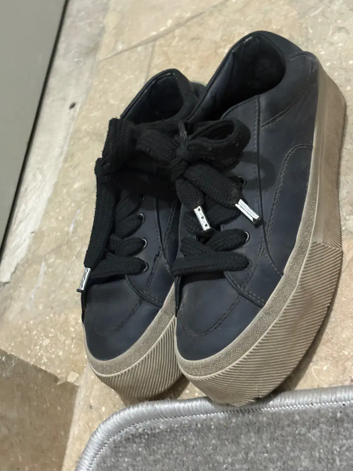 کفش|کیف، کفش، کمربند|سبزوار, کوی بهار|دیوار