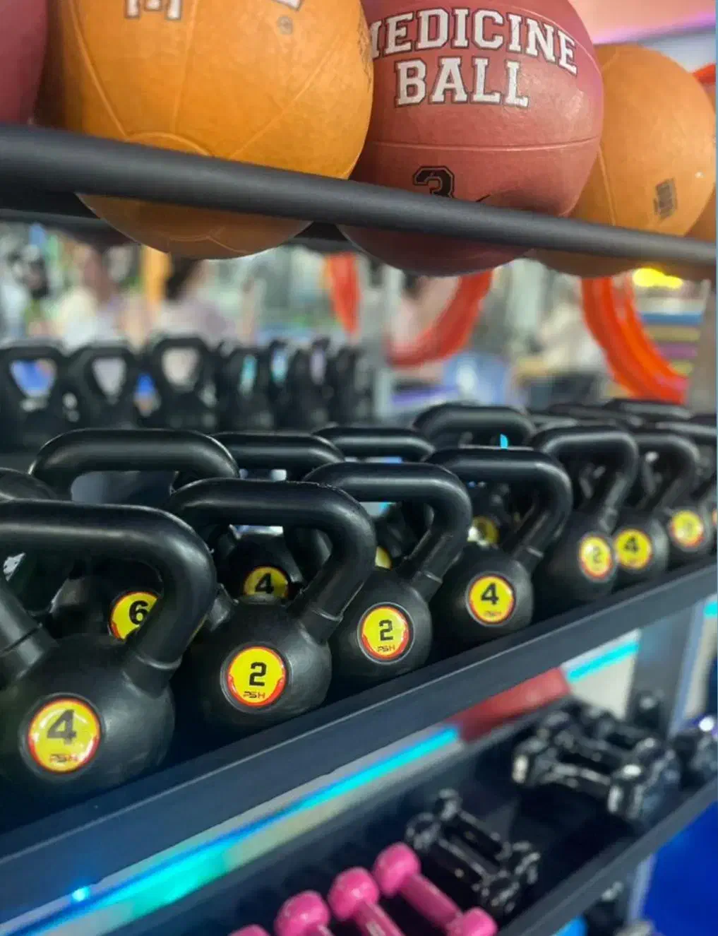 استخدام مربی بدنسازی خانم|استخدام آموزشی|تهران, کوهک|دیوار