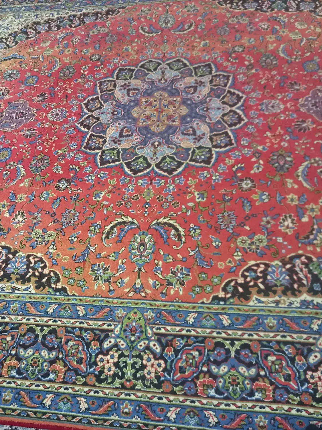 فرش ۱۲ متری|فرش|مراغه, |دیوار