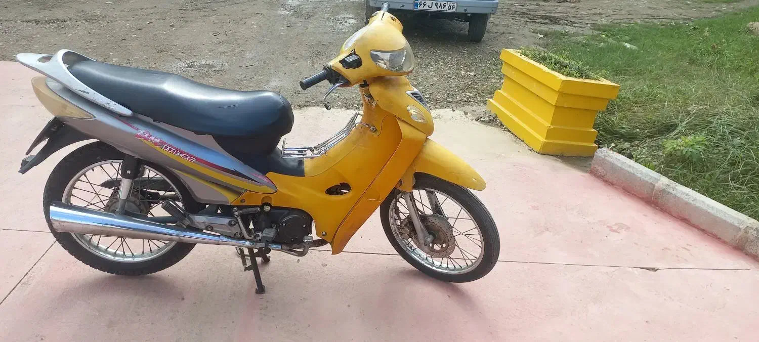 روان ویب ۱۱۰|موتورسیکلت|فومن, |دیوار