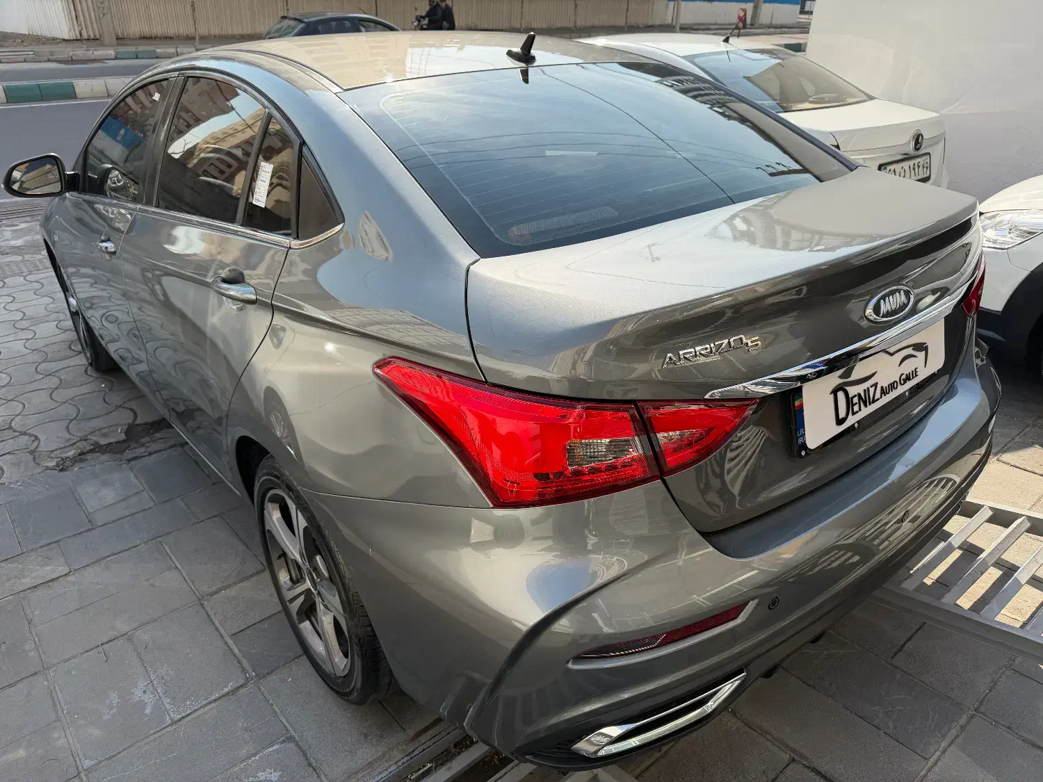 آریزو ۵ FL ۴۰۲ بی رنگ اتوگالری دنیز|خودرو سواری و وانت|تهران, هوانیروز|دیوار