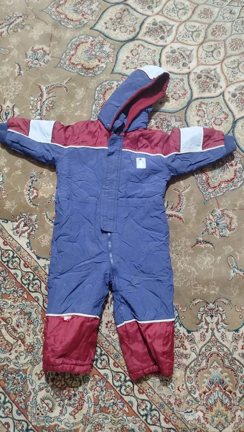 روهمی بچه|کفش و لباس بچه|مسجد سلیمان, |دیوار