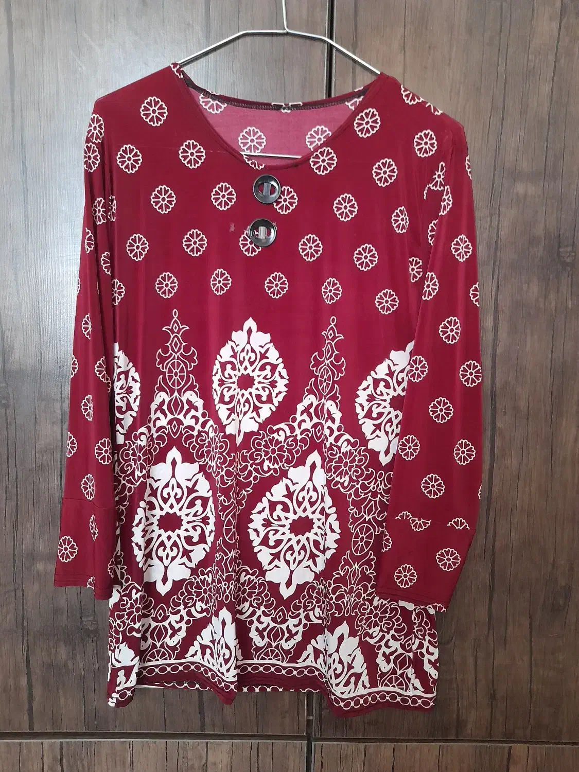 لباس|لباس|سیرجان, |دیوار