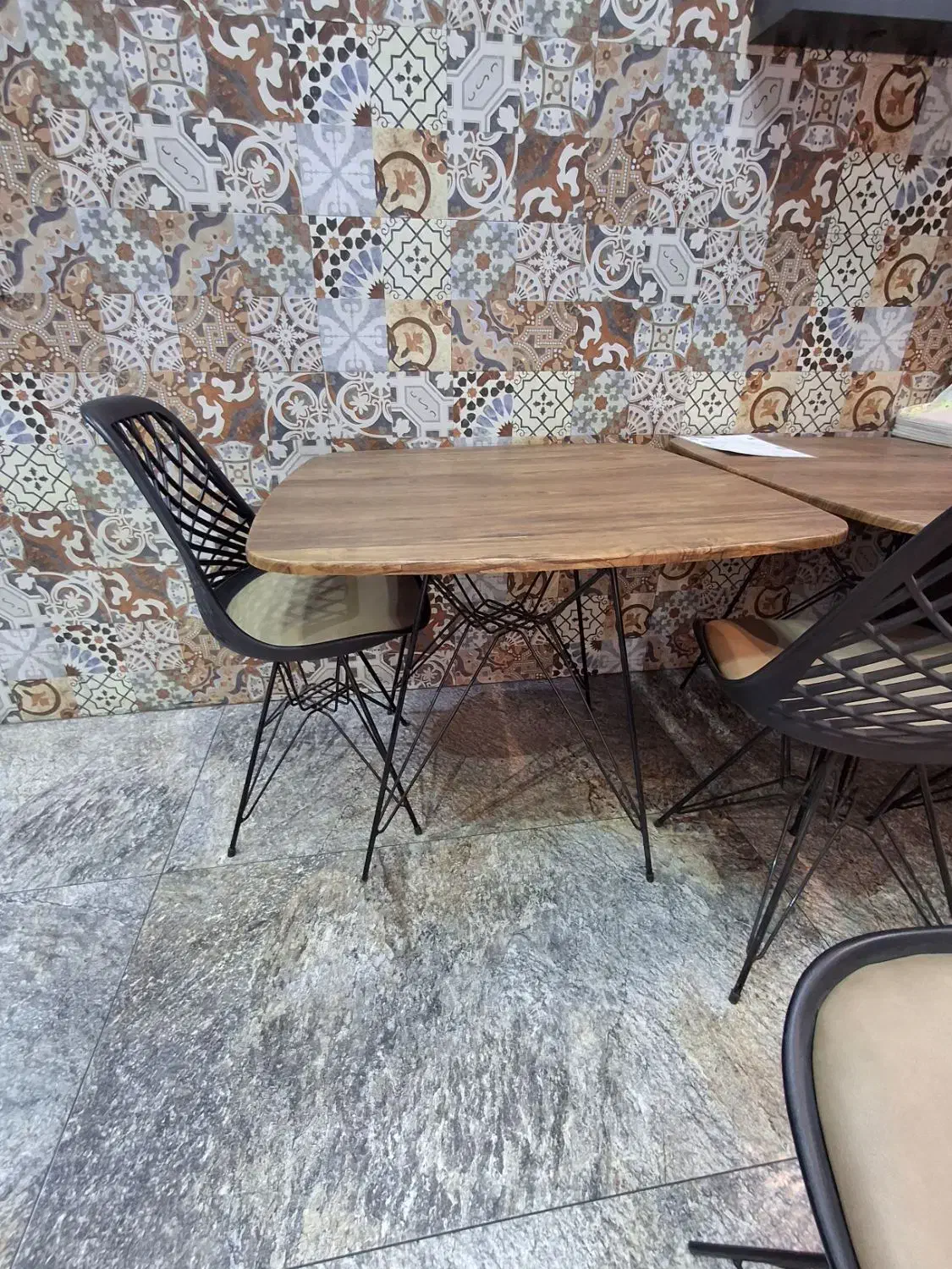 میز و صندلی و کانتر و گریل|کافی‌شاپ و رستوران|تهران, نیروی هوایی (پیروزی)|دیوار