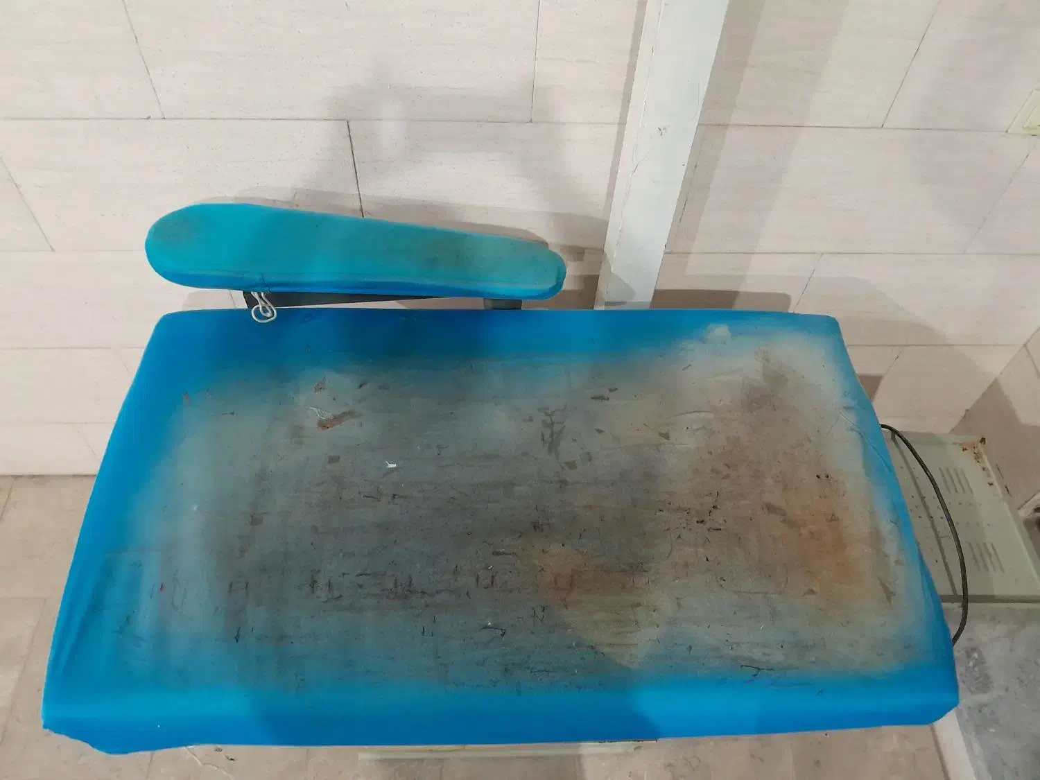 میز اتوبخار میز مکش صفحه اش جدا میشه میزمکش|اتو و لوازم اتو|قم, کوه سفید|دیوار