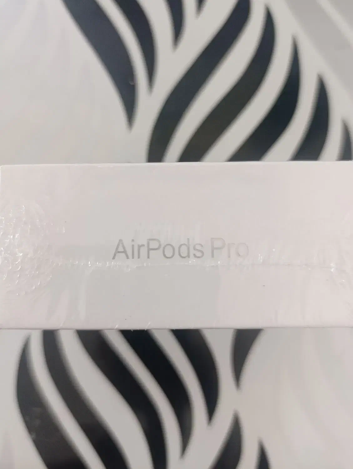 ایرپادز پرو نسل دو،،ونگهدارنده مغناطیسی گوشی ۳۶۰|لوازم جانبی موبایل و تبلت|تفت, |دیوار