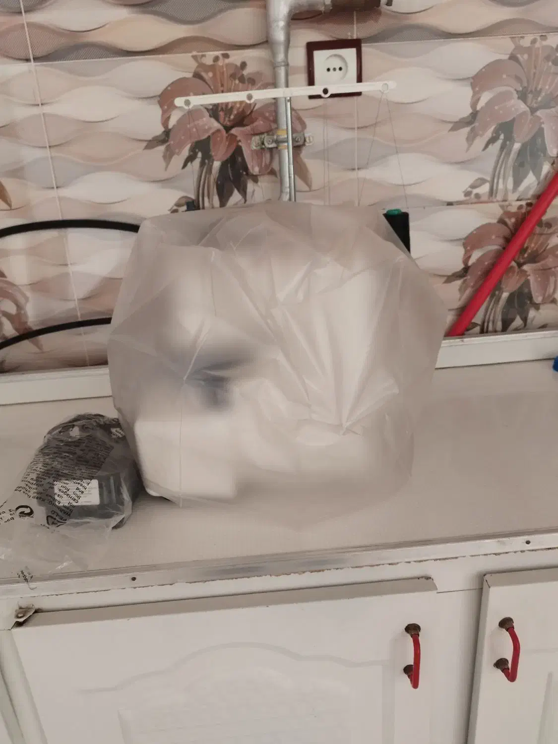 2  تا نیولایف برابر آکبند|چرخ خیاطی و ریسندگی|ارومیه, |دیوار