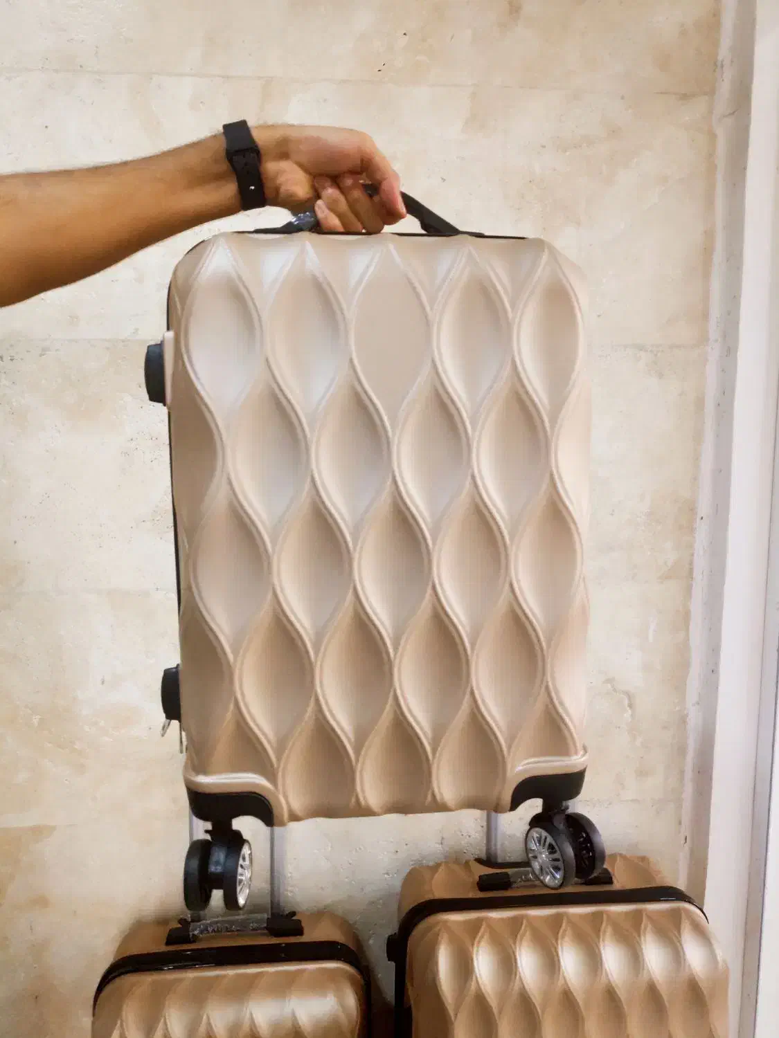 چمدان چهارتیکه|کیف، کفش، کمربند|بندرعباس, |دیوار