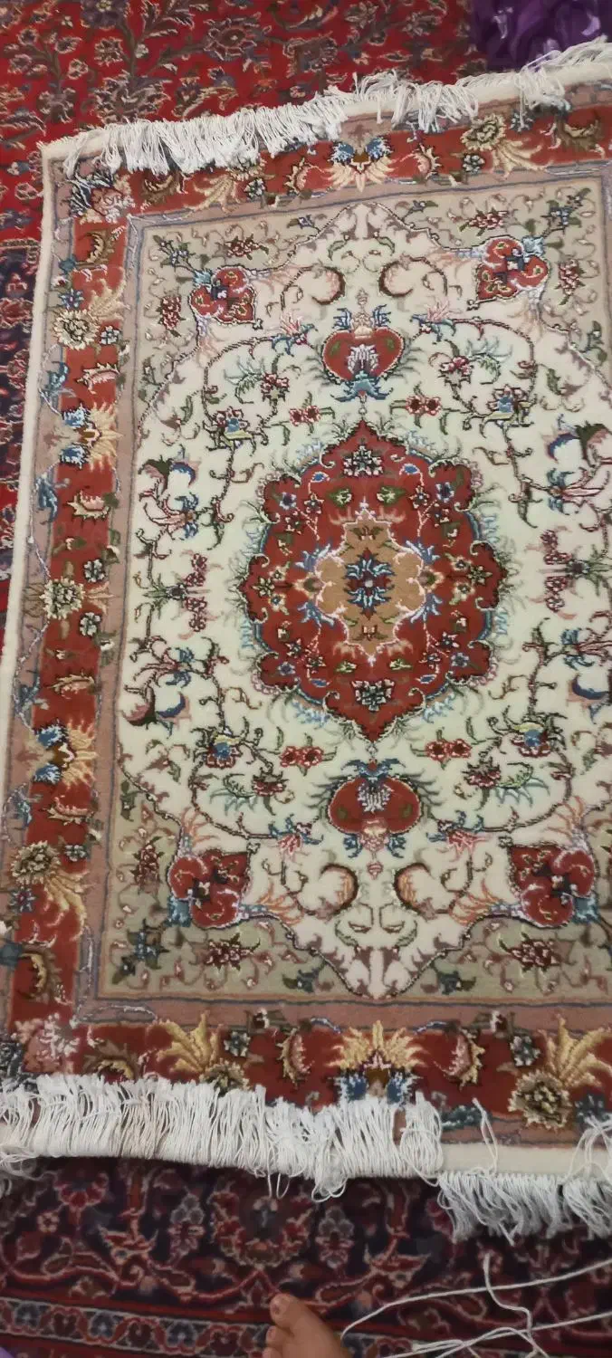 فرش دست بافت زرنیم|فرش|عجب شیر, |دیوار