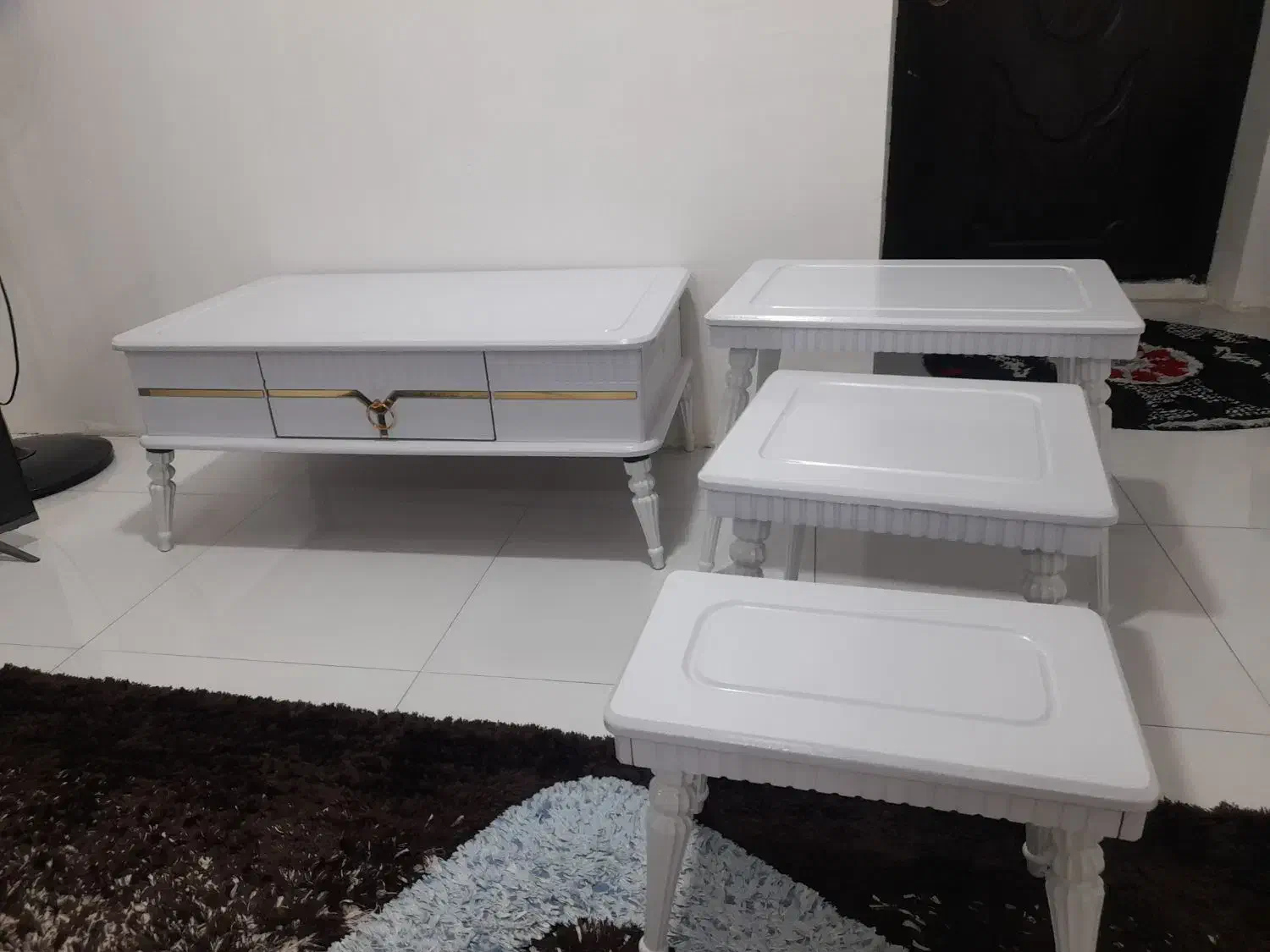 جلو مبلی،میز عسلی،صندلی راک،پرده|مبلمان خانگی و میز عسلی|گرگان, |دیوار