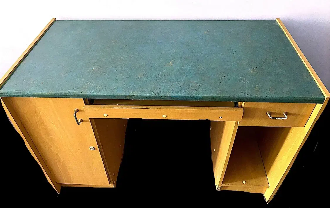 computer desk|میز تحریر و کامپیوتر|کرمان, |دیوار