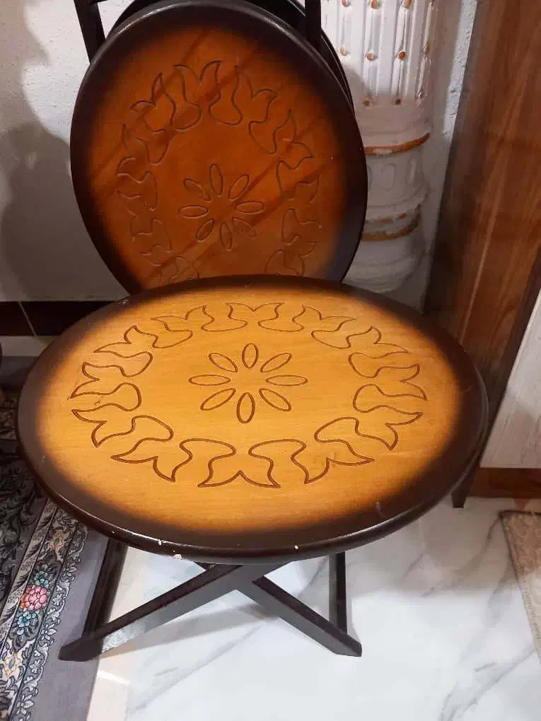 مبل ۷ نفره سلطنتی به همراه میز عسلی|مبلمان خانگی و میز عسلی|رشت, جانبازان|دیوار