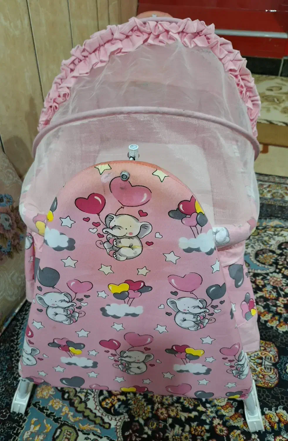 گهواره نوزاد|تخت و صندلی بچه|بندر دیر, |دیوار