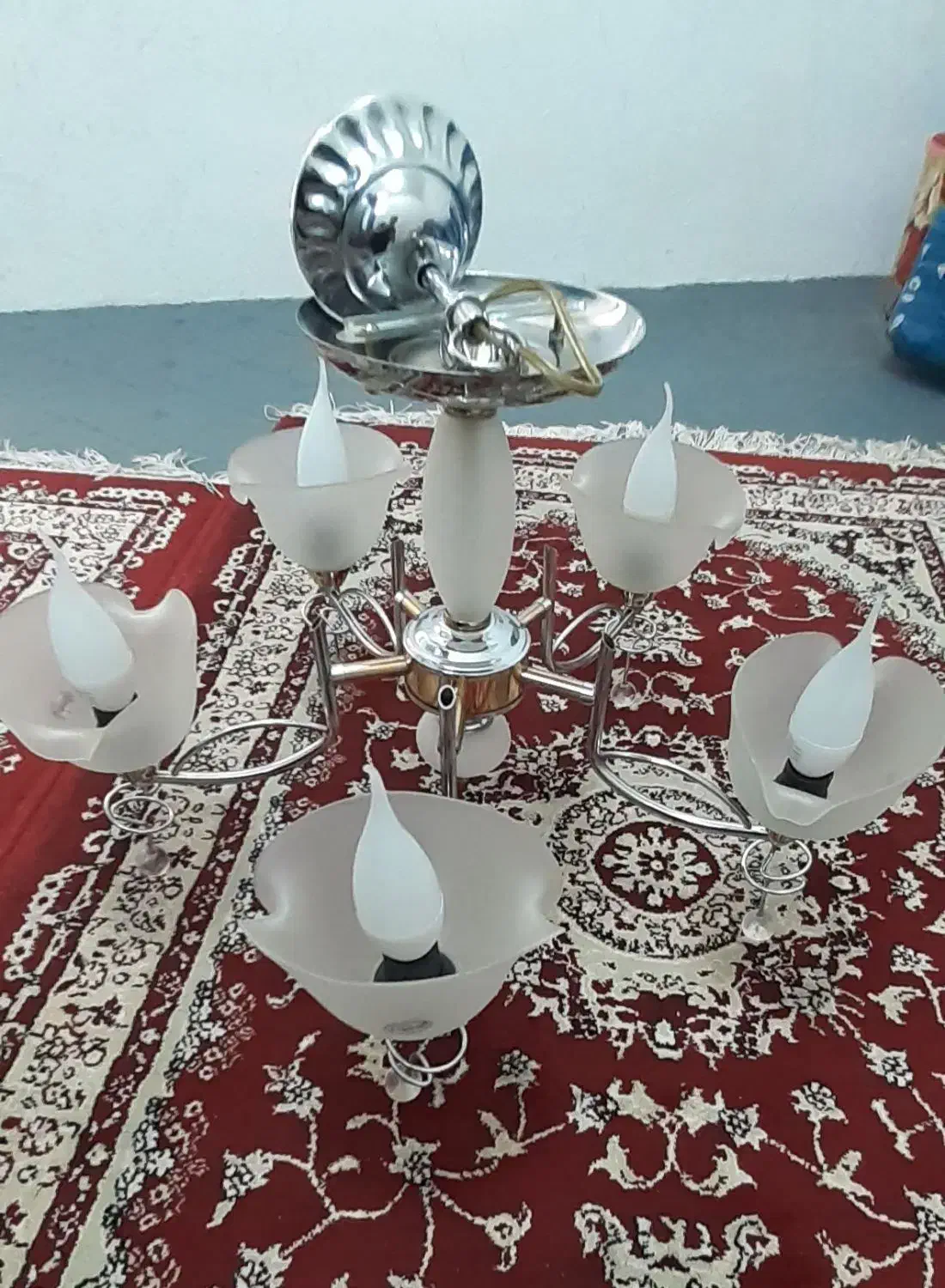 ۲ عدد لوستر ۵ شاخه با لامپ در حد نو|لوستر و چراغ آویز|شیراز, شیخ علی چوپان|دیوار