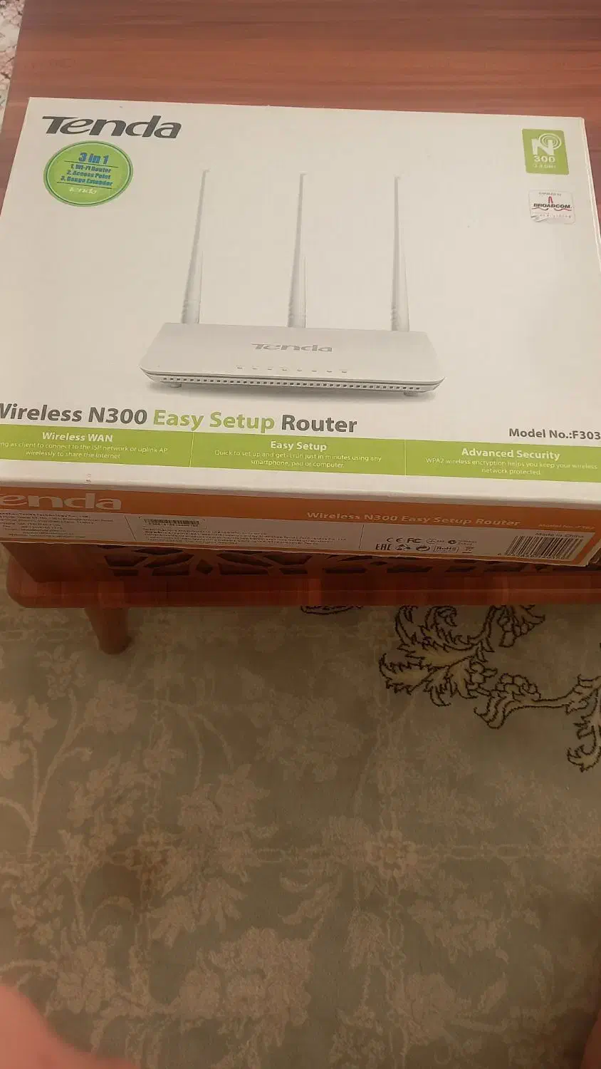 روتر تندا در حد نو|مودم و تجهیزات شبکه|برخوار, |دیوار