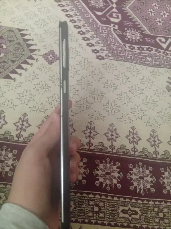 تبلت|تبلت|مشهد, نکاح|دیوار