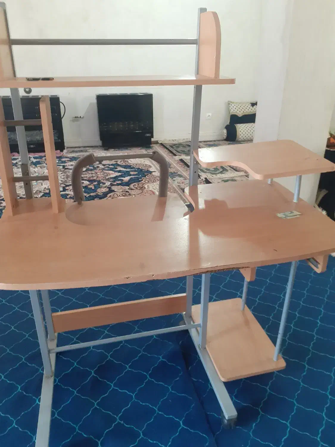 میز برای فروش هست|مبلمان اداری|یاسوج, |دیوار