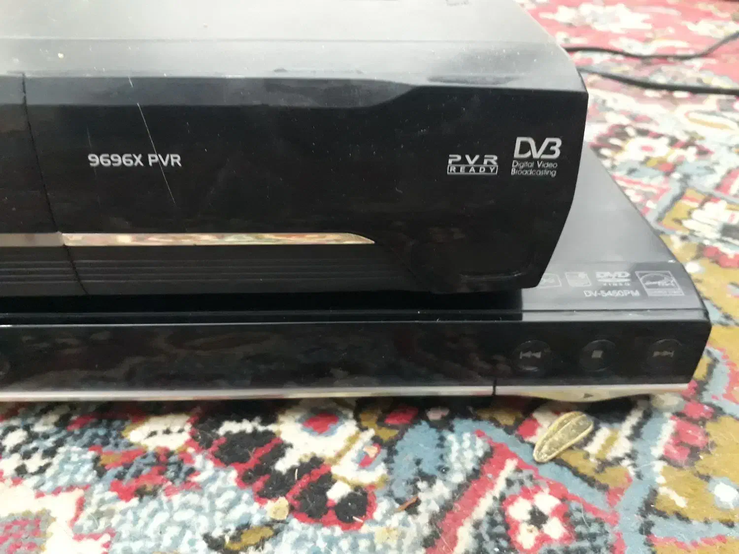 دی وی دی|صوتی و تصویری|بروجرد, |دیوار