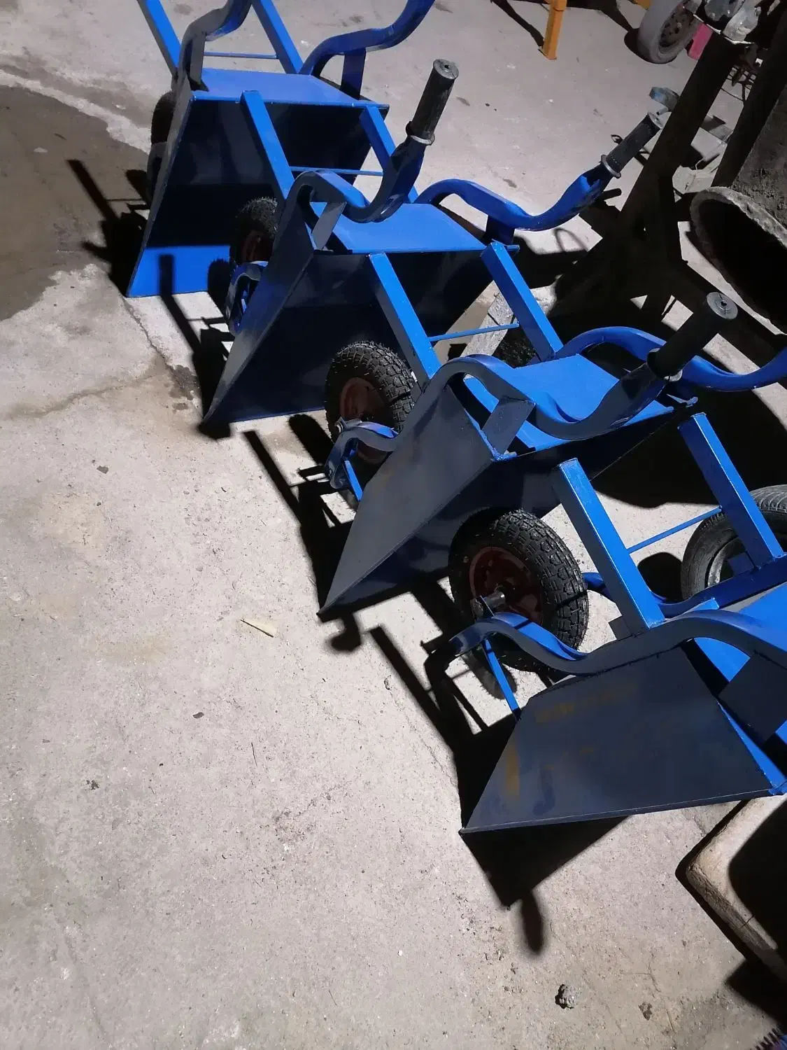 فرغون پروفیلی نو و کارکرده|مصالح و تجهیزات ساختمان|قزوین, |دیوار