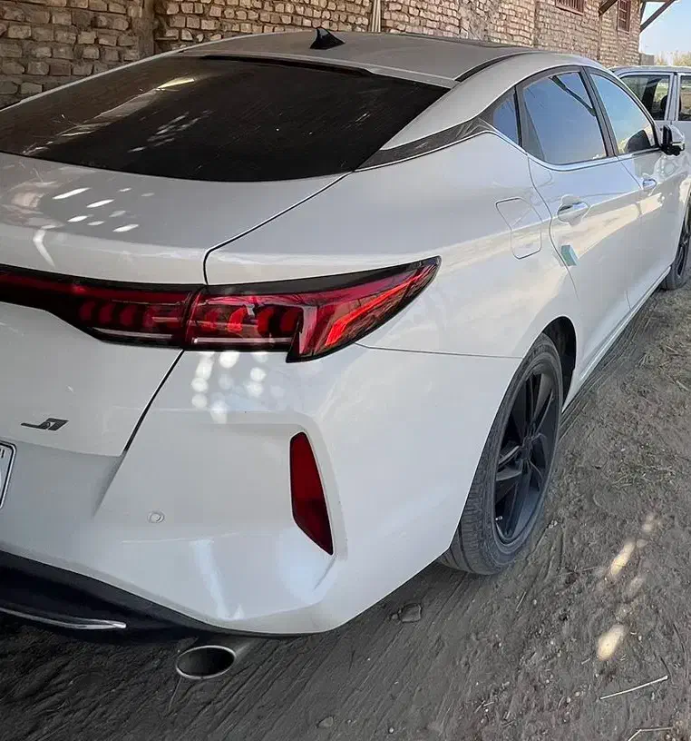 کی ام سی j7 مدل 1402|خودرو سواری و وانت|سیرجان, |دیوار