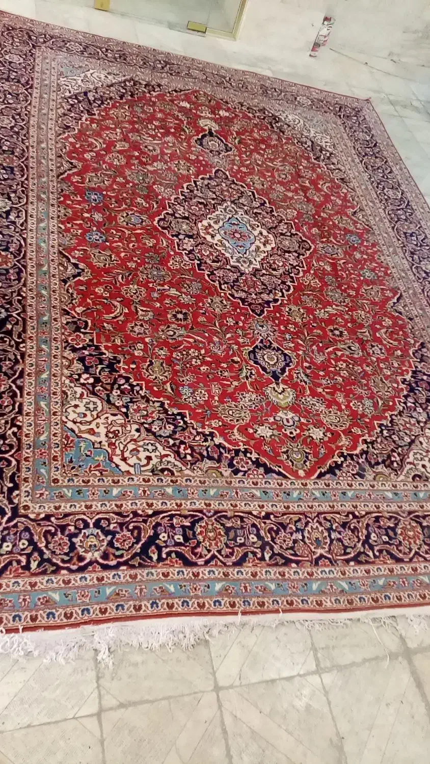 یک جفت فرش دستباف (کاشان)|فرش|اندیشه, اندیشه فاز ۳|دیوار