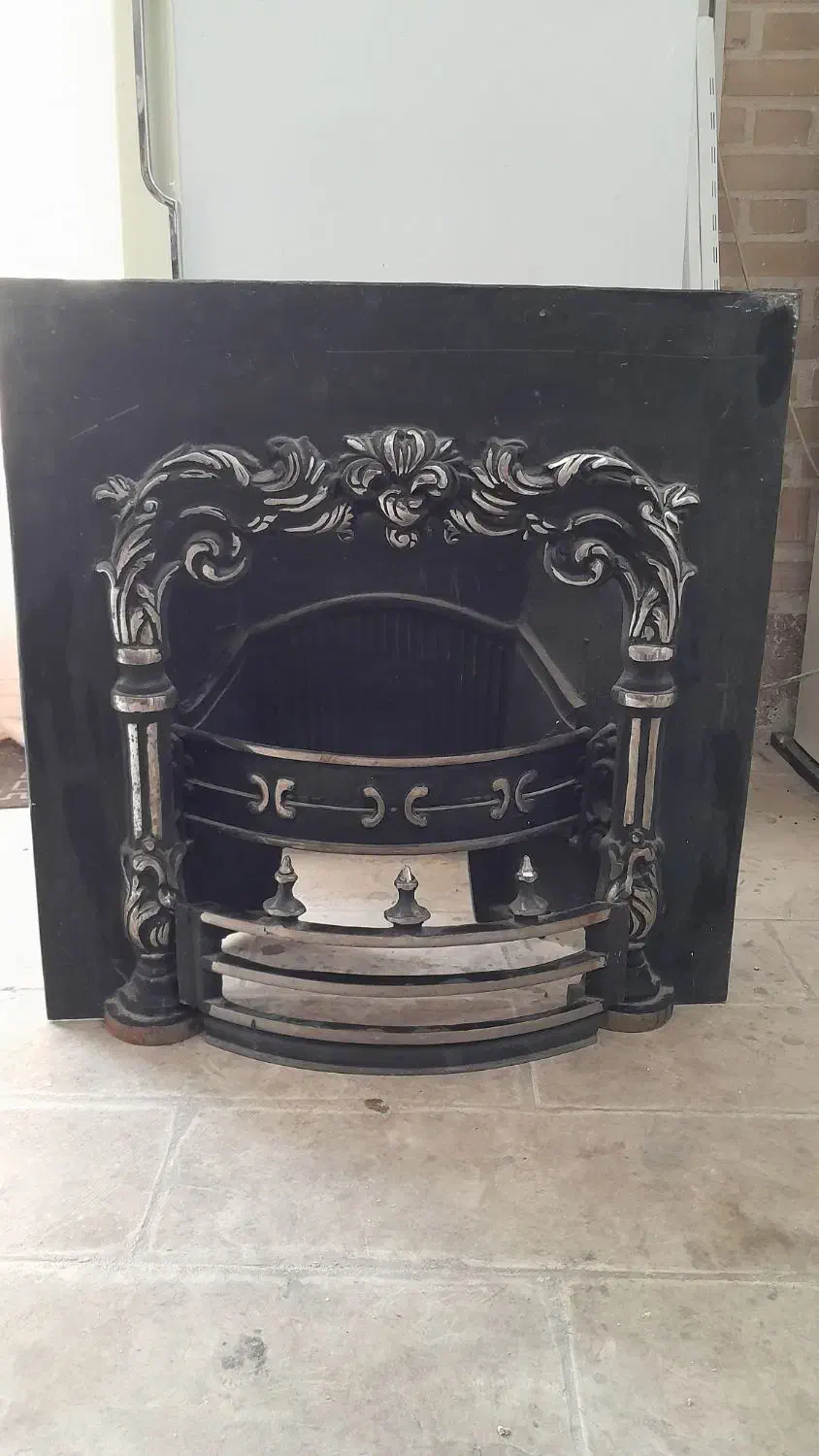 شومینه چدنی|بخاری، هیتر، شومینه|ری, سرتخت|دیوار