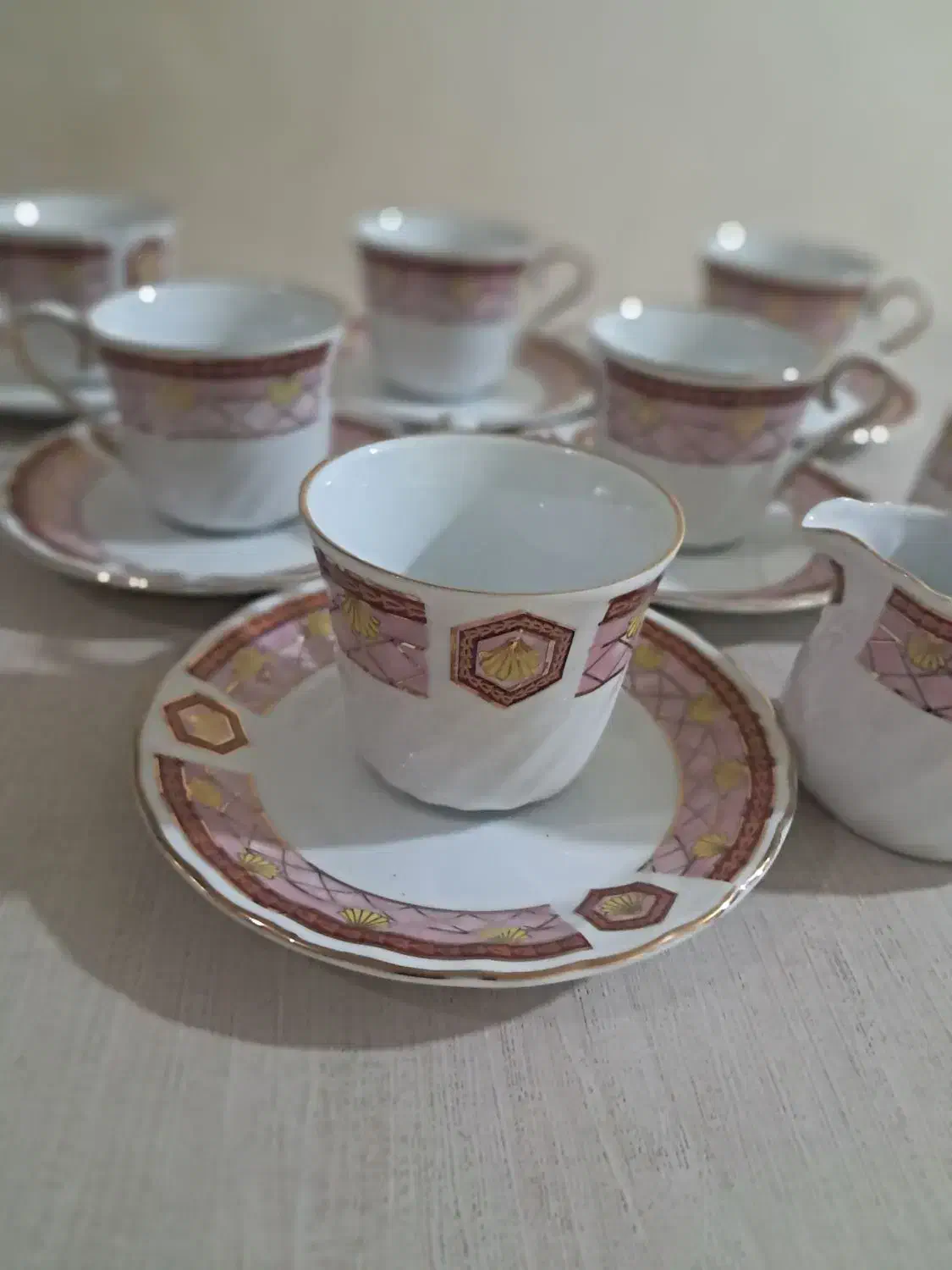 فنجان|ظروف سرو و پذیرایی|رشت, آزادگان|دیوار