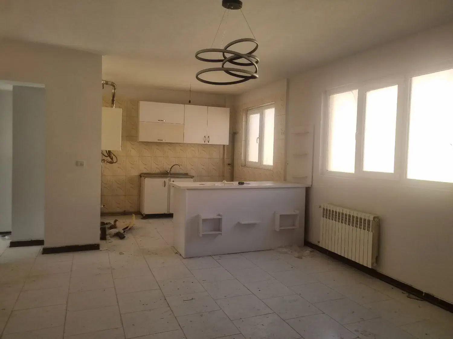 آپارتمان خوش نقشه/ فول کلید تحویل|فروش آپارتمان|هشتگرد, شهرک گلها|دیوار