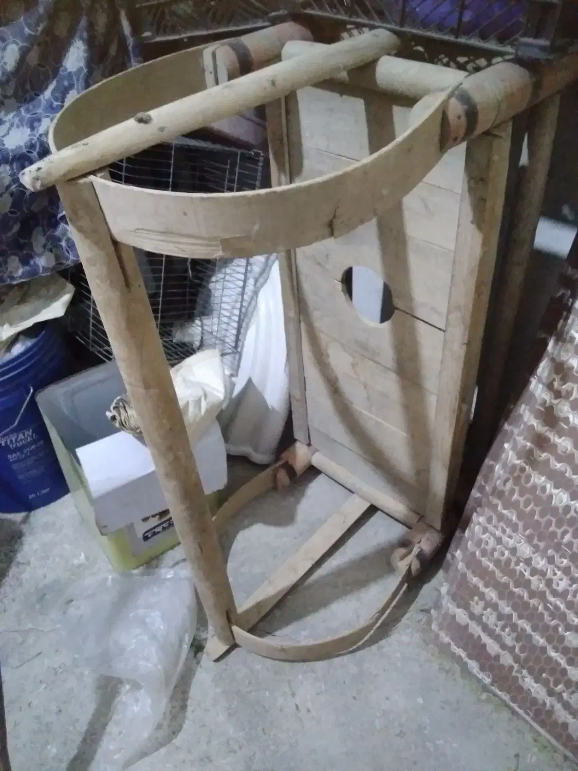 گهواره|تخت و صندلی بچه|دهدشت, |دیوار