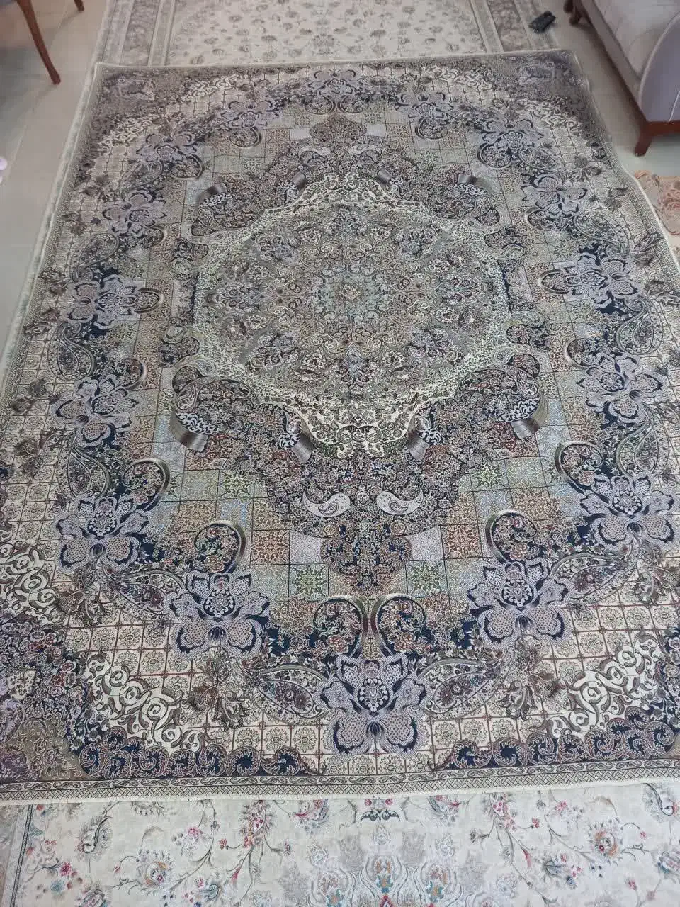 رو فرشی|روفرشی|بروجرد, |دیوار