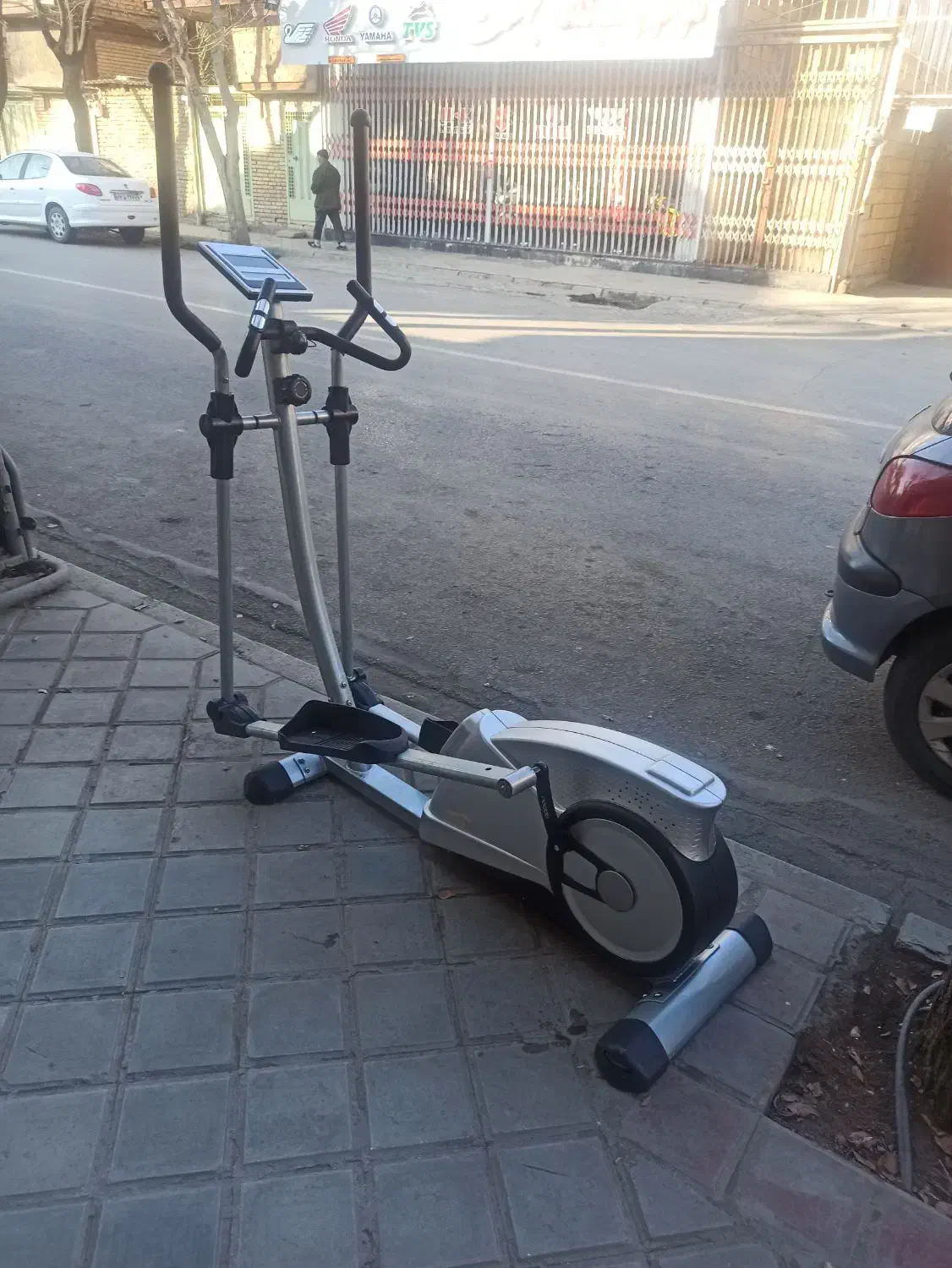 الپتیکال کوه نوردی اسکی فضای جانسون تمیز|تجهیزات ورزشی|لنجان, |دیوار