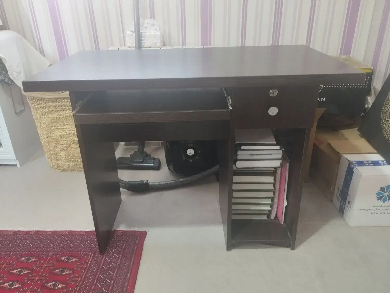 میز تحریر و کامپیوتر|میز تحریر و کامپیوتر|قم, سراجه (۱۵ خرداد)|دیوار