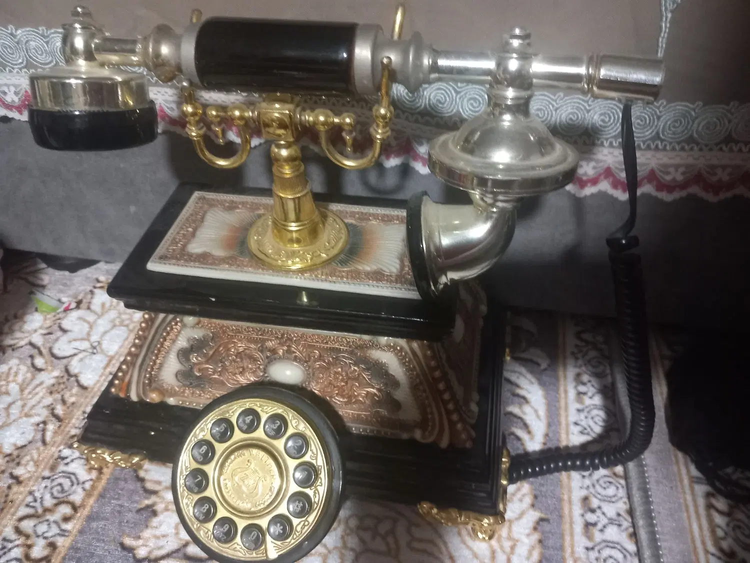 تلفن نوستالژی طرح قدیمی استفاده نشده فروش فوری|تلفن رومیزی|تهران, کرمان|دیوار