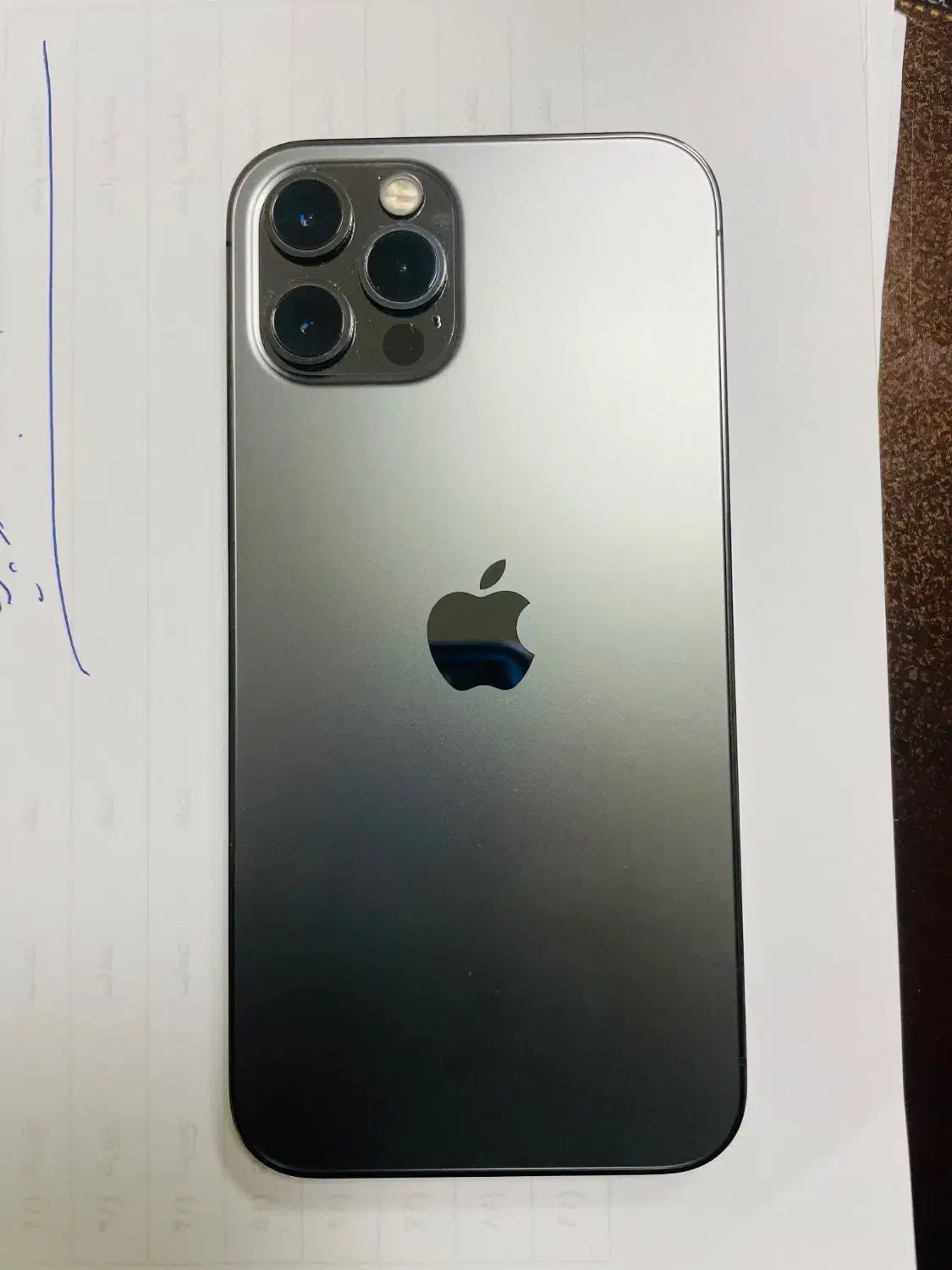 iPhone 12 pro|موبایل|پرند, فاز ۰|دیوار