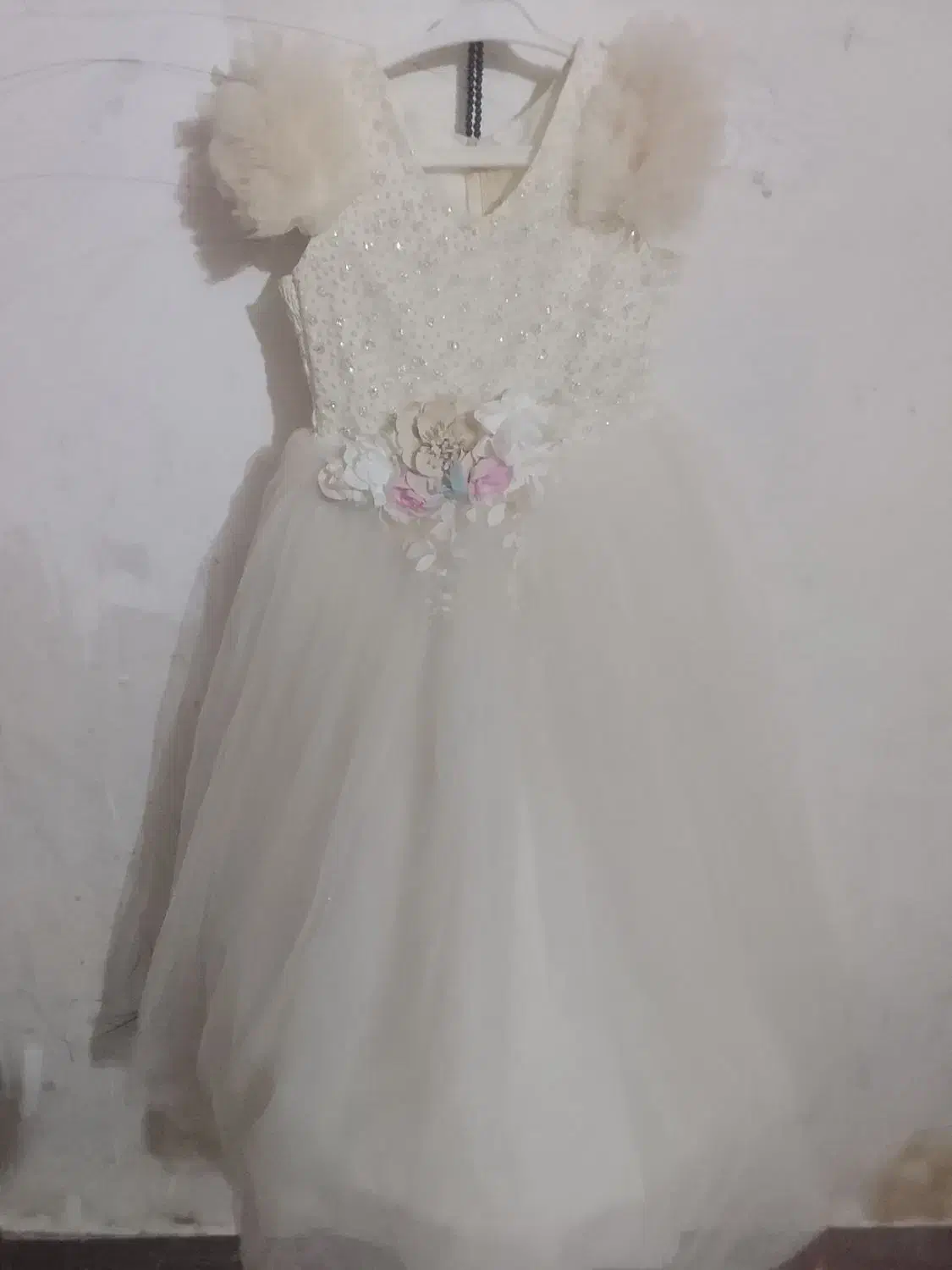 سوسنگرد|لباس|سوسنگرد, |دیوار