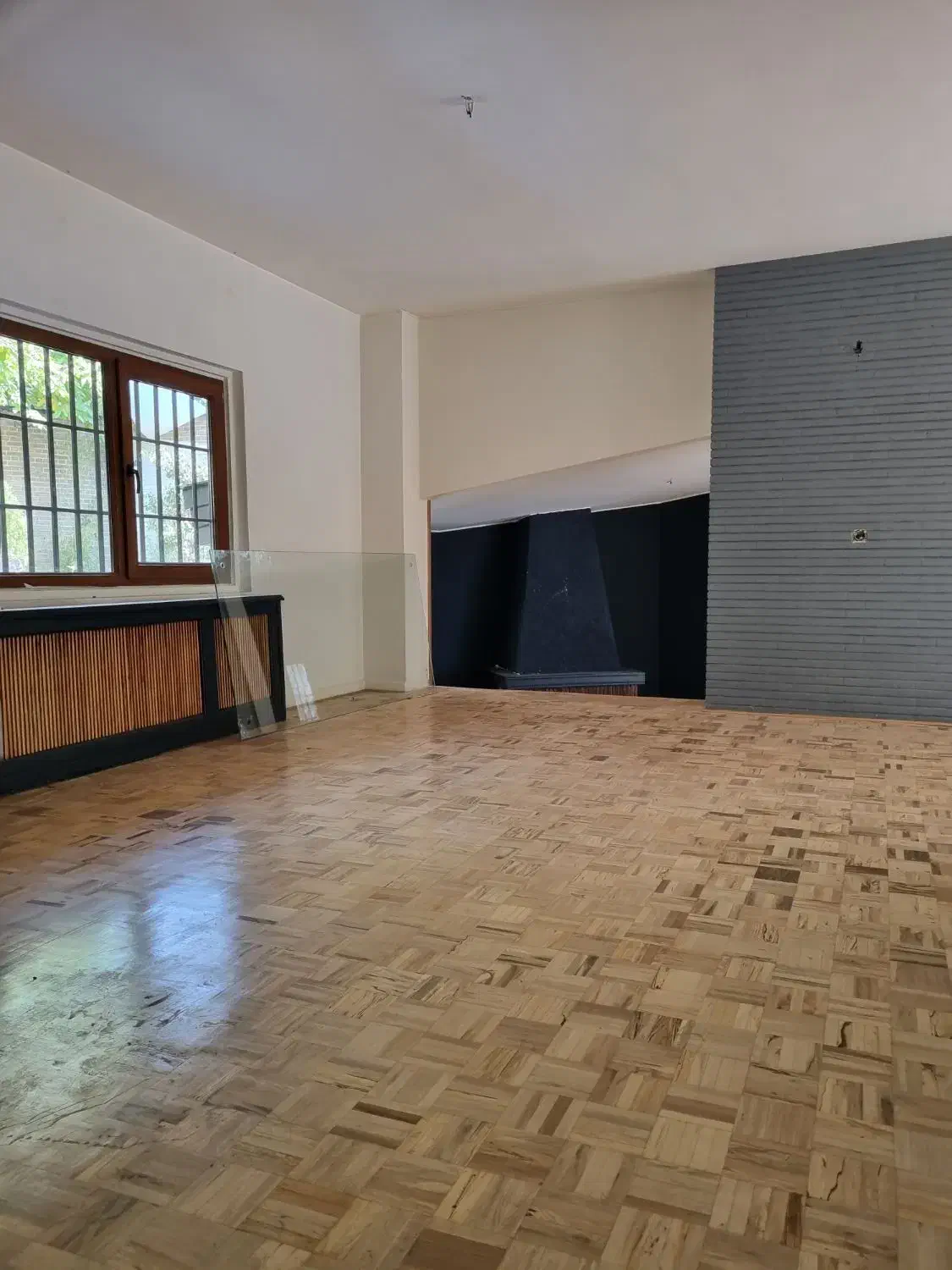 ۴۰۰ متر ویلایی دوبلکس مناسب کار و سکونت