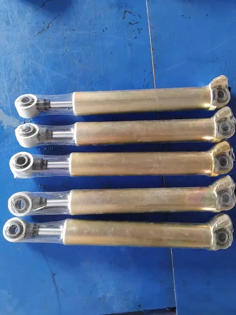 جک کمک فرمان پژو ۴۰۵ - پژو پارس -سمند - و دنا|قطعات یدکی و لوازم جانبی|شیراز, سعدیه جنوبی|دیوار